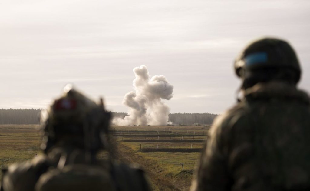 NATO strateginiai bombonešiai skraidė netoli nuo Kauno – Kas vyksta