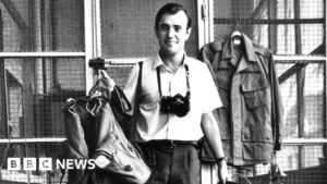 Sulaukęs 91 metų mirė Pulitzerio laureatas karo reporteris Peteris Arnettas