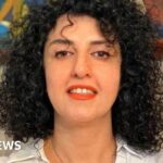 Irano Nobelio premijos laureatas kalėjime patyrė širdies smūgį, pranešė šeima